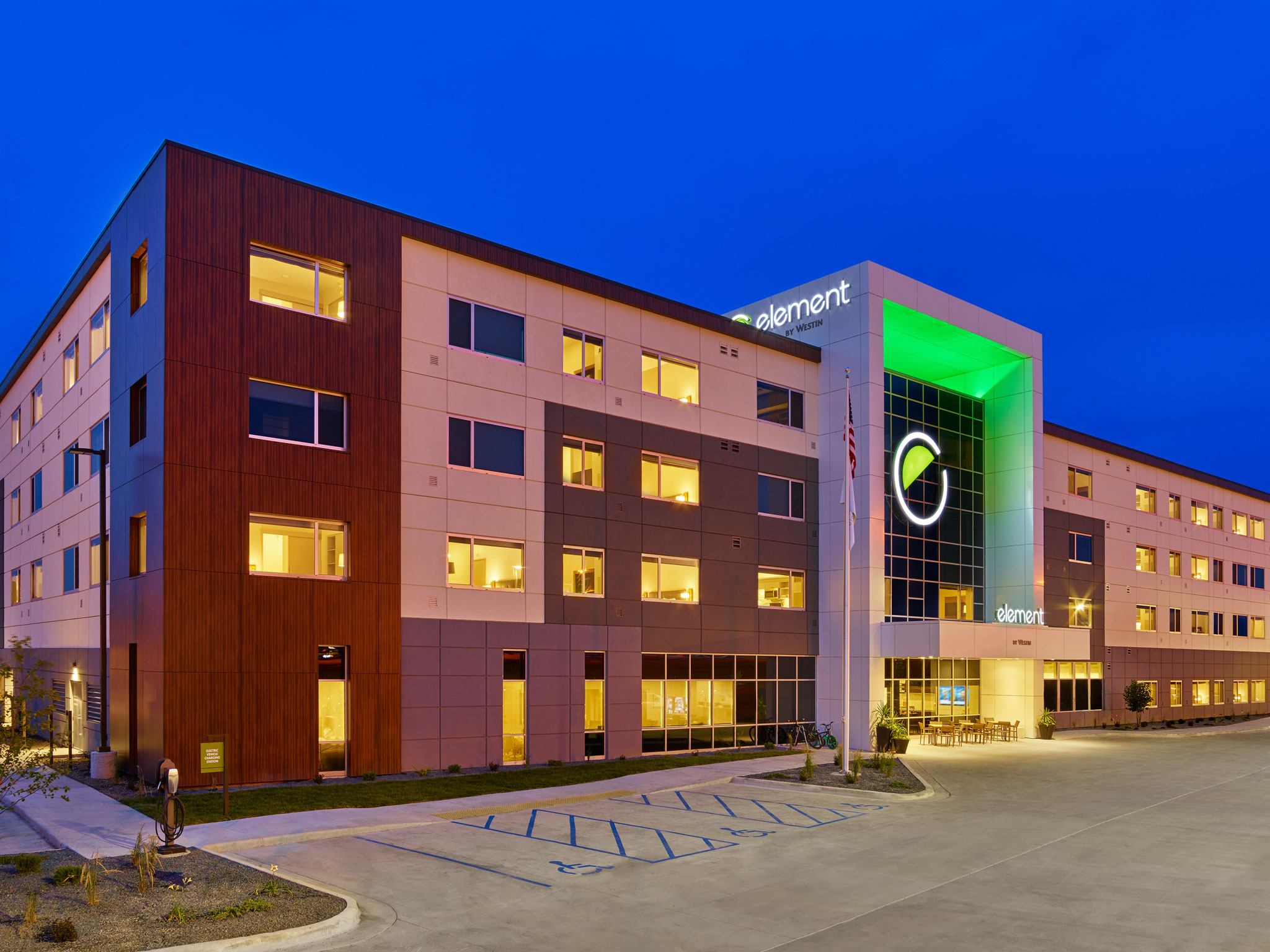 Fargo Hotel Element